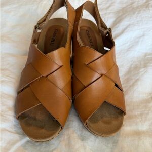 Cobb Hill Tan Sandals 7W